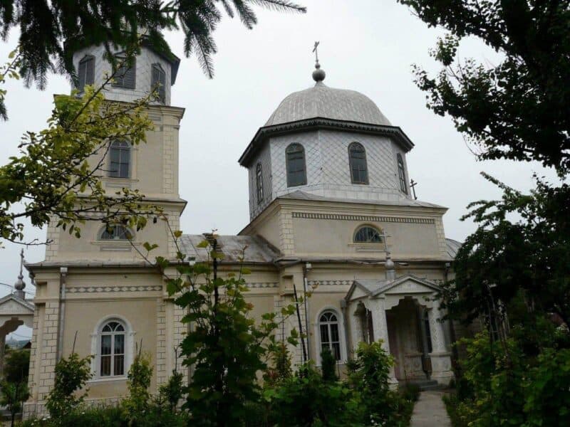 Mănăstirea Vovidenia, unul dintre cele mai frumoase lăcașuri de cult din județul Tulcea, cu o istorie de peste 300 de ani / foto