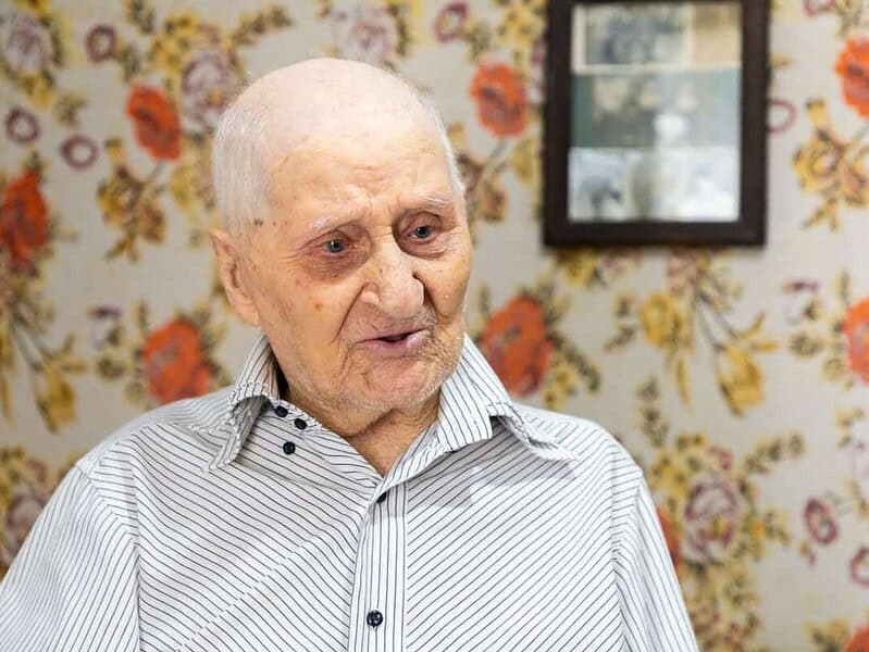 Un secol de viață și trei ani pe front: povestea tulceanului Trofim Cornencu