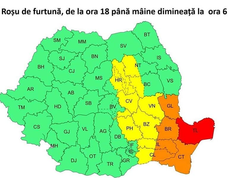 Tulcea sub asediul furtunii! Cod Roșu de la ora 18: vijelii și ploi de peste 120 l/mp