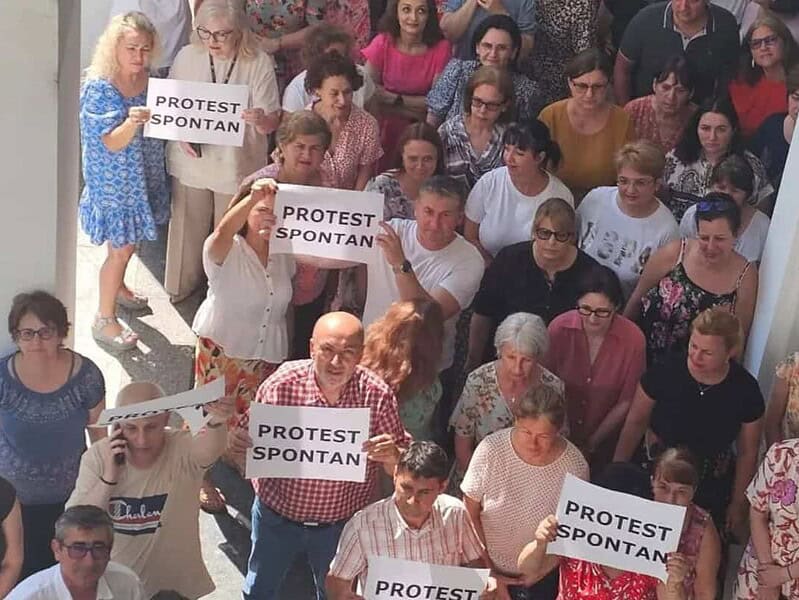 Finanțiștii protestează la ANAF și DGAF din cauza proiectului noii legi a salarizării