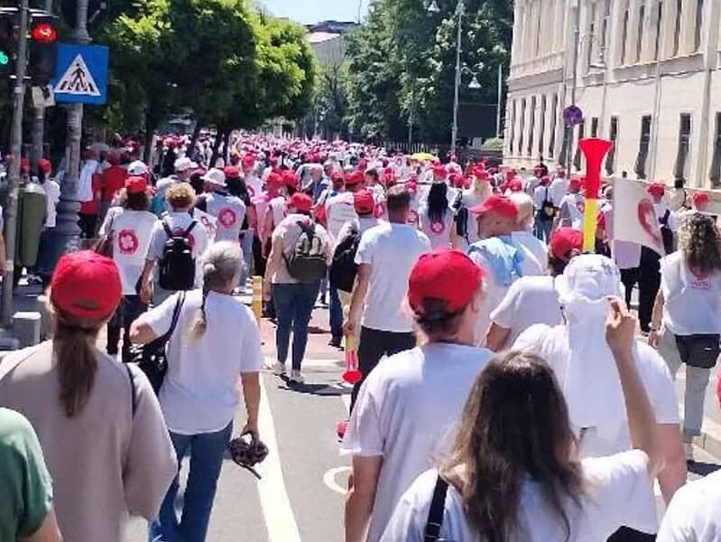 Grevă de avertisment în peste 400 de spitale: ce servicii vor fi suspendate luni