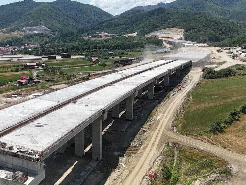 România are 1.418 km de autostrăzi deschise și 1.049 km în construcție