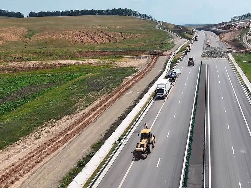 Autostrada Transilvania avansează: 42 de kilometri vor fi finalizați până în decembrie