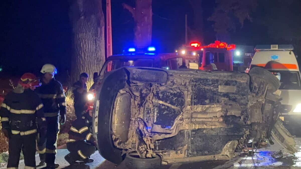 UPDATE. Accidentul mortal de la Balabancea: șoferul avea doar 18 ani. Mașina a lovit un copac