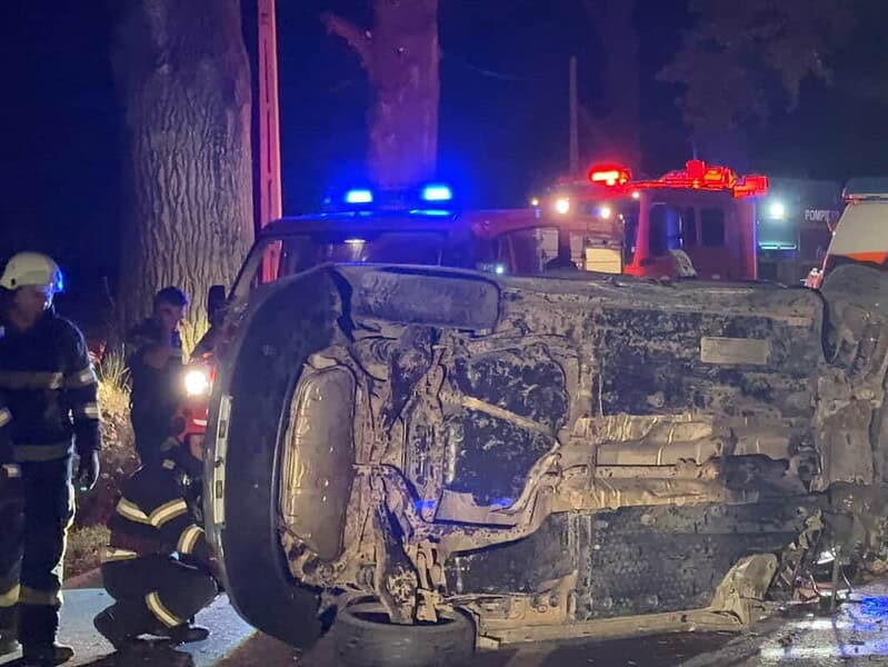 UPDATE. Accidentul mortal de la Balabancea: șoferul avea doar 18 ani. Mașina a lovit un copac