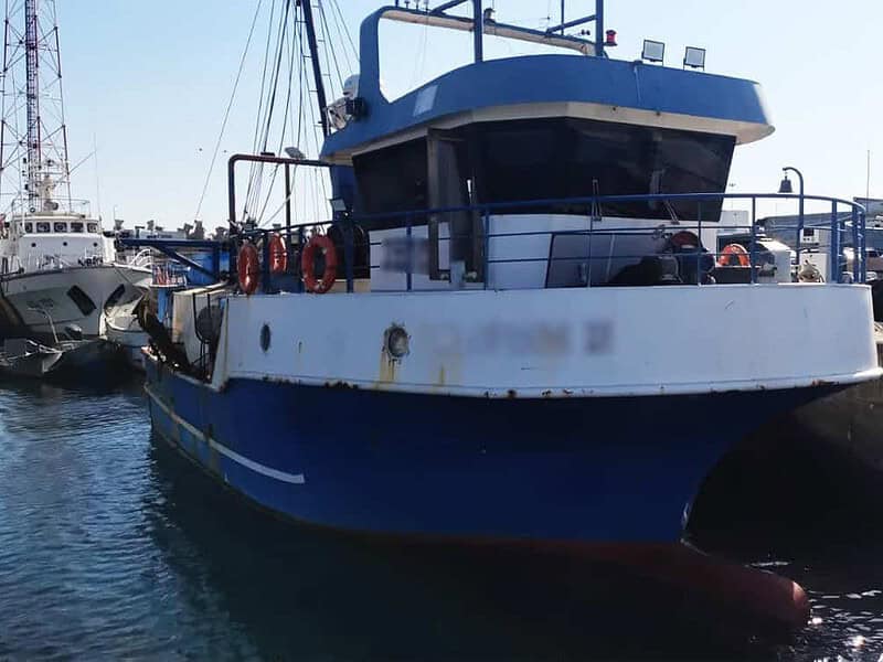 Pescador prins la pescuit ilegal în zona Sulina. Avea două tone de rapană / foto