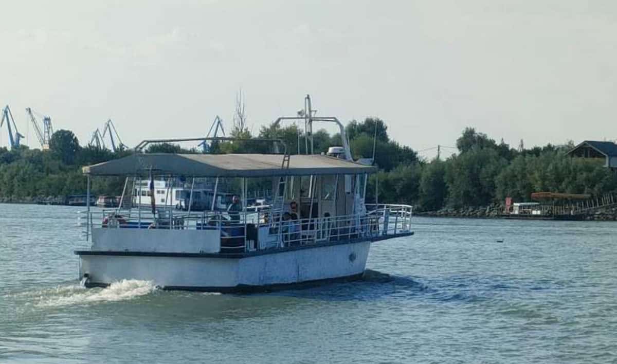Primăria Tulcea redă în folosință pontonul de acostare avariat după eșuarea unei nave maritime