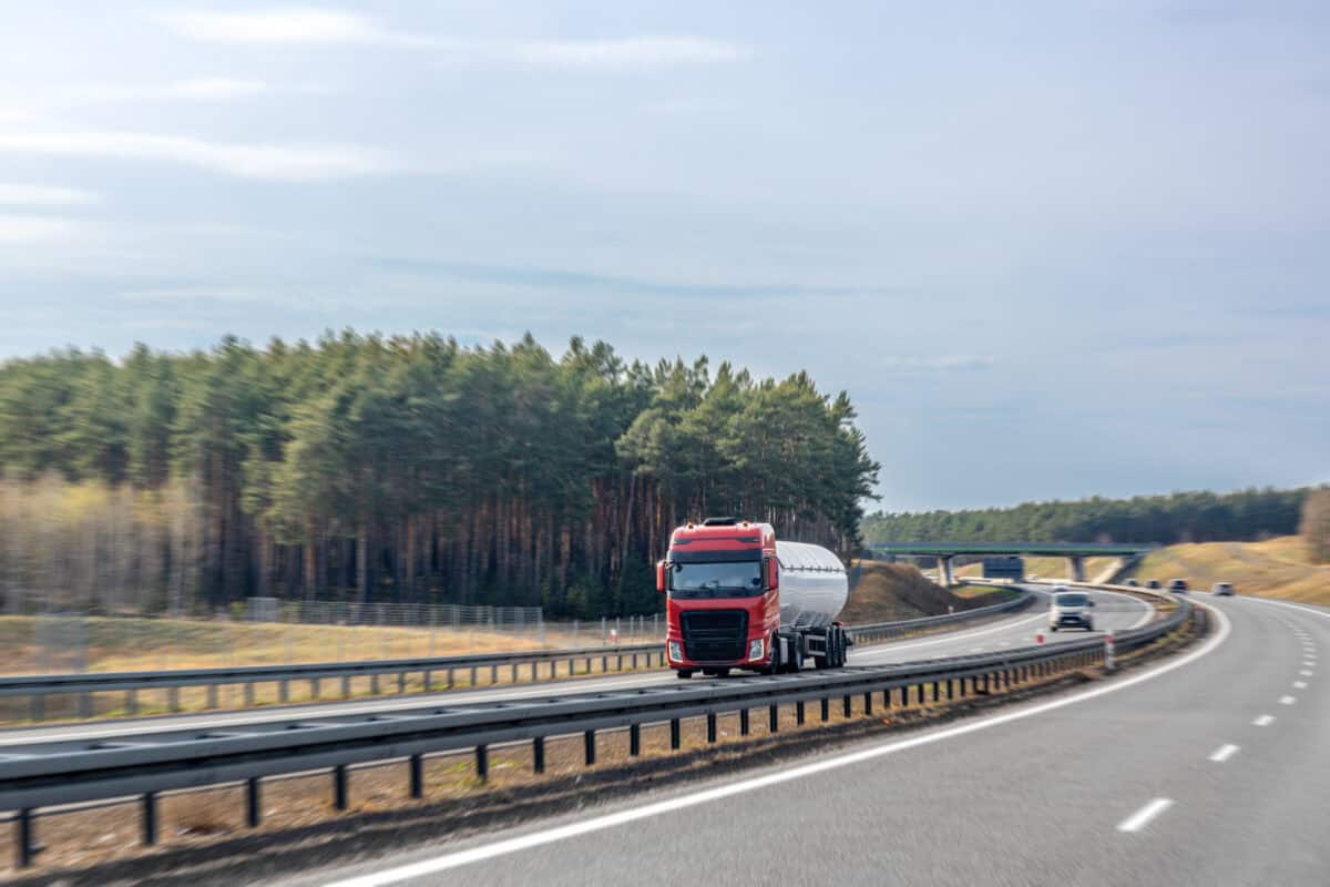 CNAIR anunță că noile taxe de drum pentru TIR-uri intră în vigoare pe 1 octombrie 2026