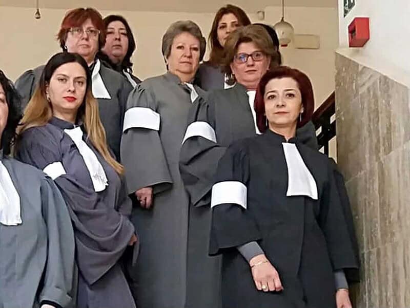 Grefierii amenință cu blocaj total al instanțelor din 1 septembrie