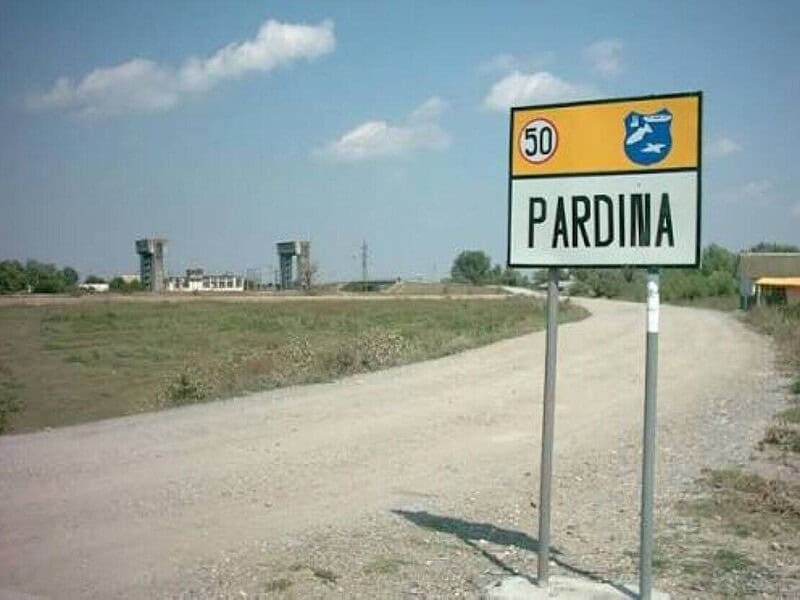 Contract atribuit într-un minut la Pardina. 124.500 lei pentru reparația străzilor