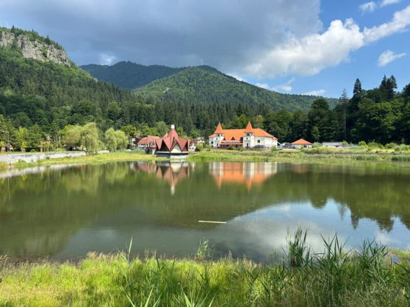 Un jurnalist The Guardian laudă Transilvania ca destinație autentică și ieftină comparativ cu Alpii