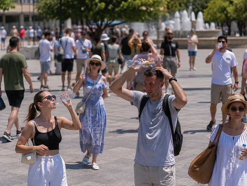 Noul val de caniculă lovește România, marți cea mai fierbinte zi cu până la 39 de grade