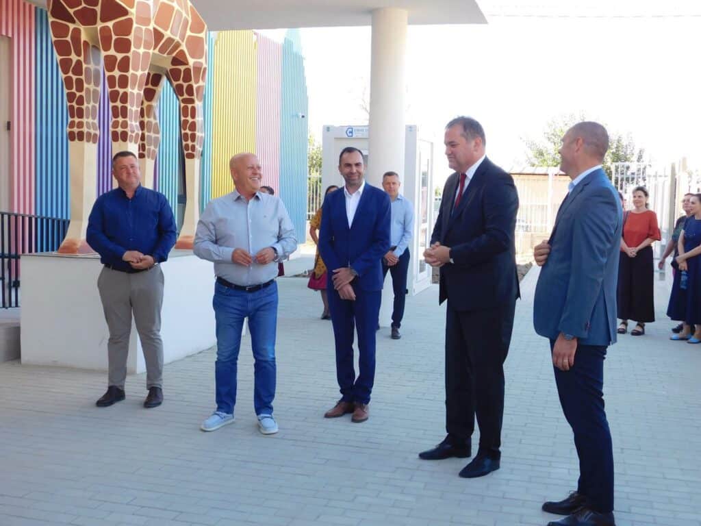 Isaccea are creșă nouă pentru 40 de copii. Cseke Attila prezent la inaugurare / foto
