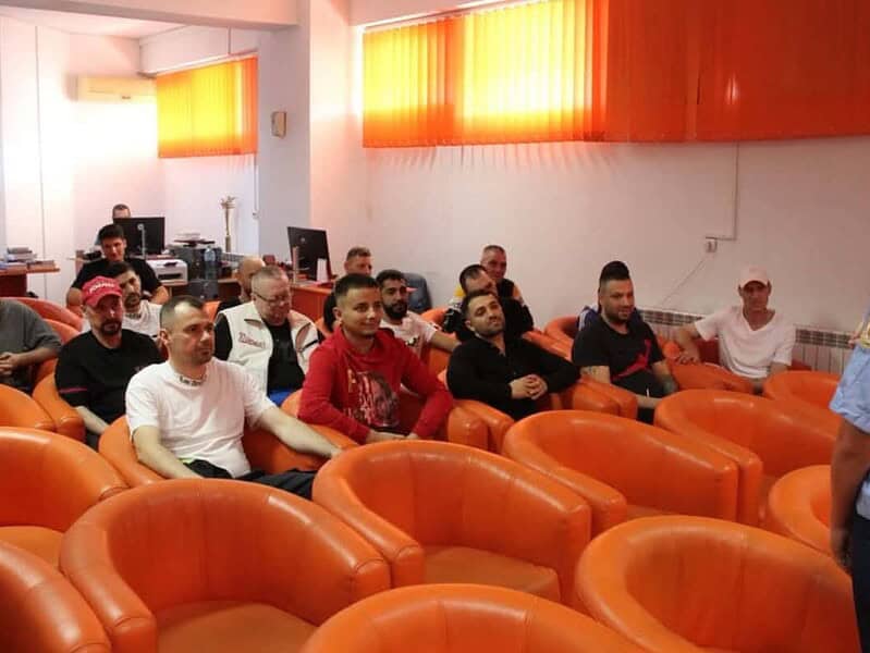 Deținuți din Penitenciarul Tulcea, scoși în comunitate pentru o activitate în premieră