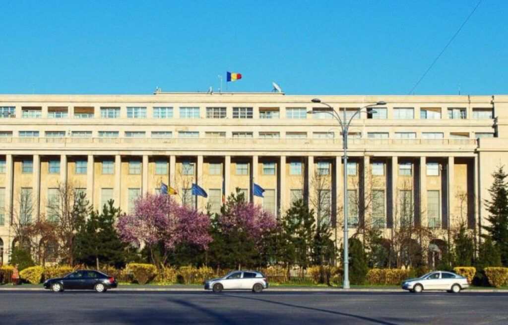 Guvernul publică date despre conducerea a 121 de companii de stat