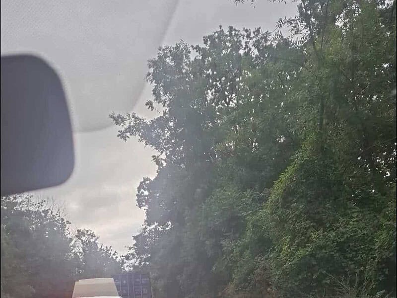 Accident pe DN22, lângă unitatea militară dintre Babadag și Baia. Un om a fost rănit