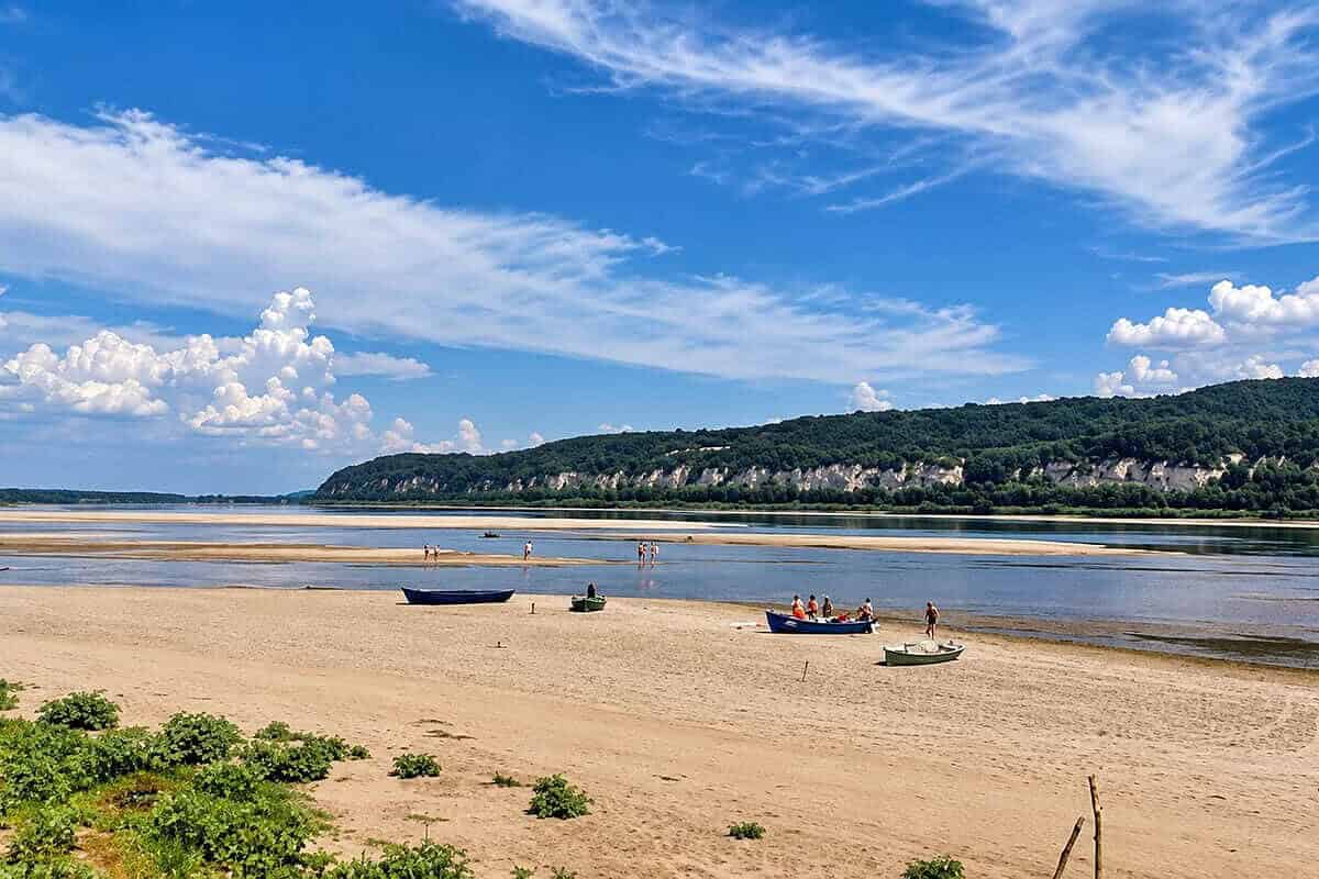 Râurile lumii seacă iar efectele sunt vizibile și în România: ce se întâmplă cu Dunărea