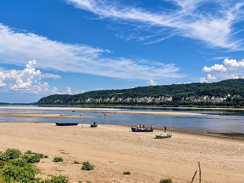 Râurile lumii seacă iar efectele sunt vizibile și în România: ce se întâmplă cu Dunărea