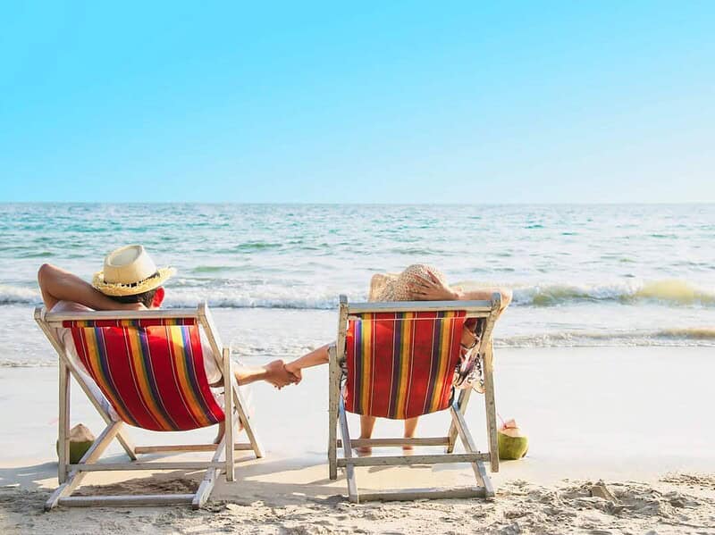 Zeci de clienți cer banii înapoi după vacanțe neonorate de Adonis Travel