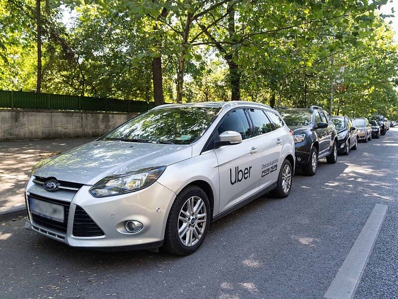 Uber concediază peste 3.000 de angajați pentru a simplifica structura și reduce nivelurile de conducere