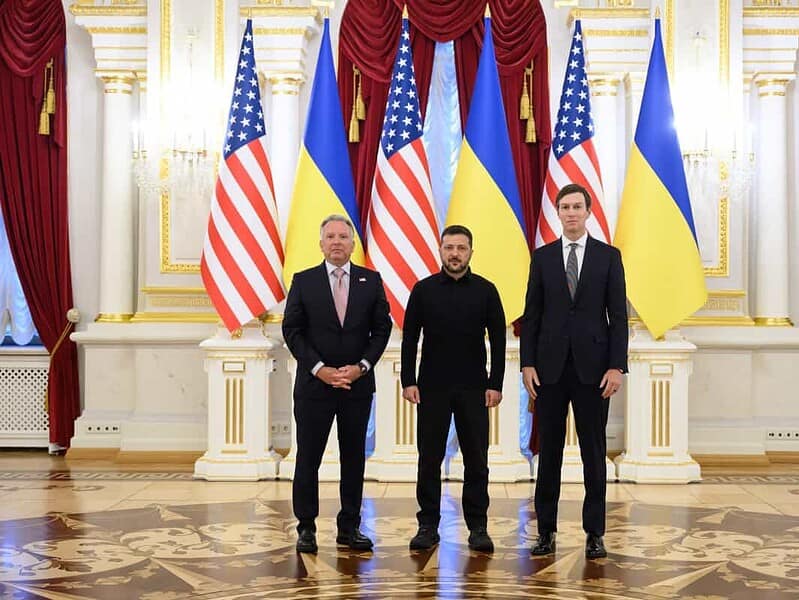 Volodimir Zelenski, Steve Witkoff și Jared Kushner, la întâlnirea de la Kiev din 6 septembrie 2026