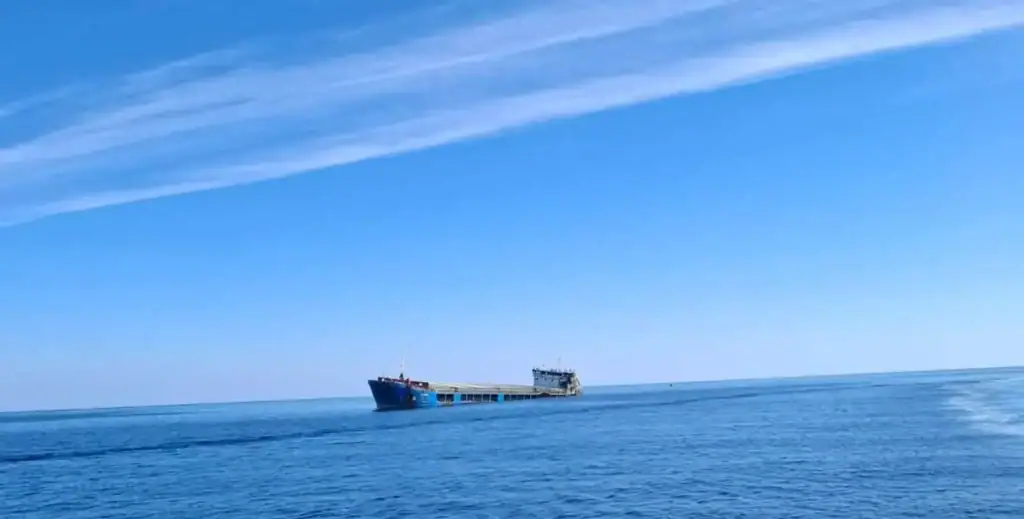 portcontainerul contship jet atacat de trei drone in apropiere de coasta Portcontainerul CONTSHIP JET, atacat de trei drone în apropiere de coasta Bulgariei